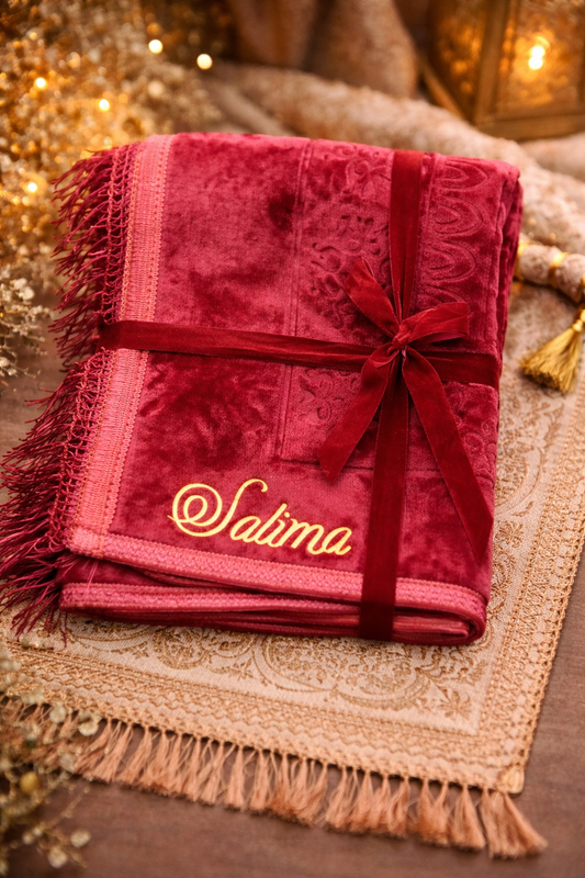 Gestickter personalisierter Gebetsteppich